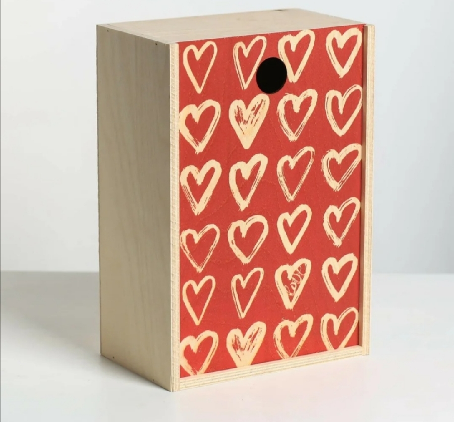 картинка Коробочка подарочная деревянная "СЕРДЕЧКИ" от магазина Dreambox